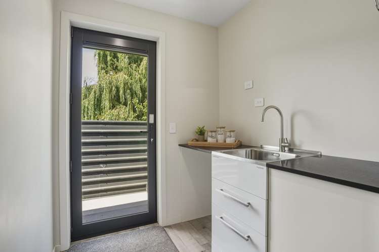 8C Wingatui Road Mosgiel_15