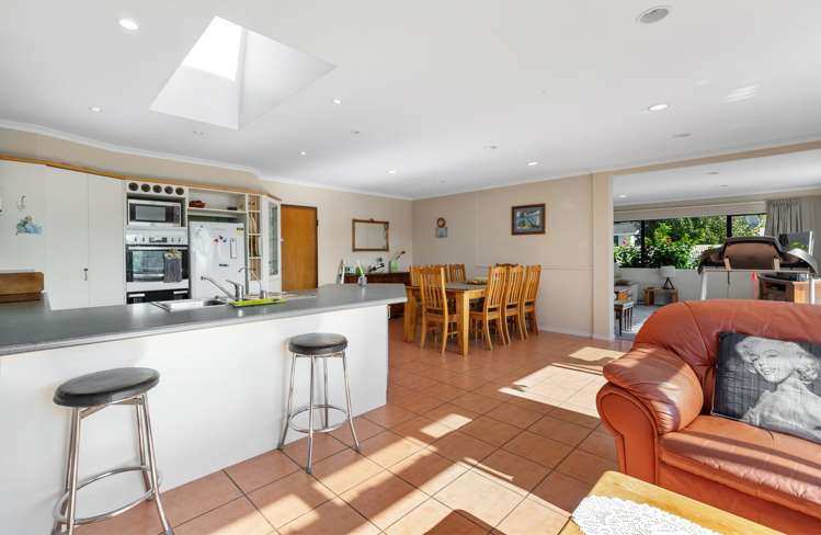 14 Waikareao Way Brookfield_8