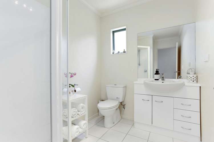 2 Clea View Gulf Harbour_16