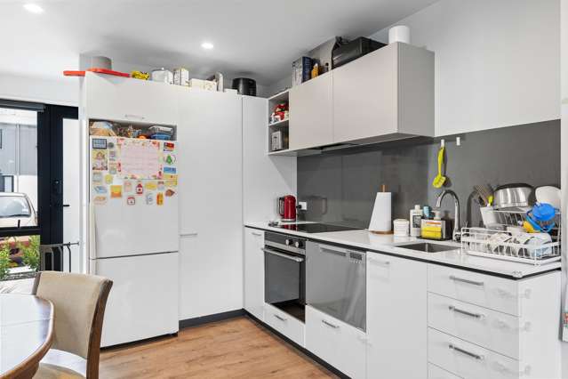 2/30 Frederick Street Waltham_1