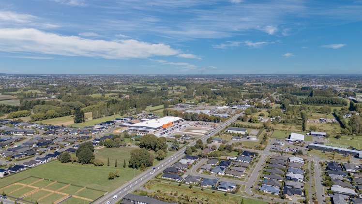 39 Waterstock Way Parklands_45