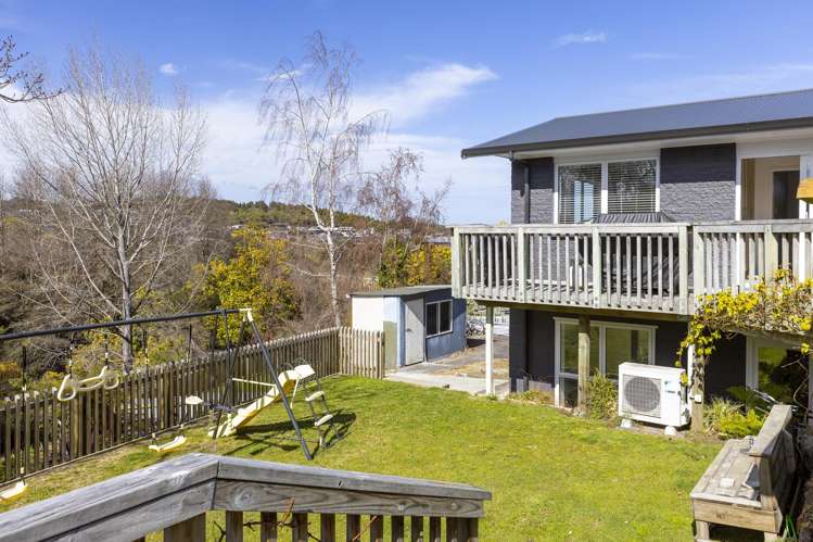 10 Armstrong Grove Hilltop_17