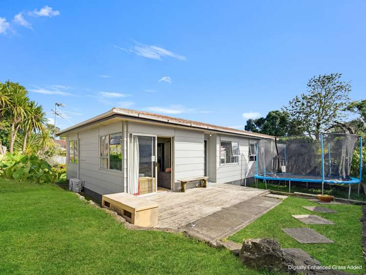 2/15A McIntyre Road Mangere Bridge_11