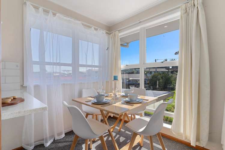 3/295A Blockhouse Bay Road_4