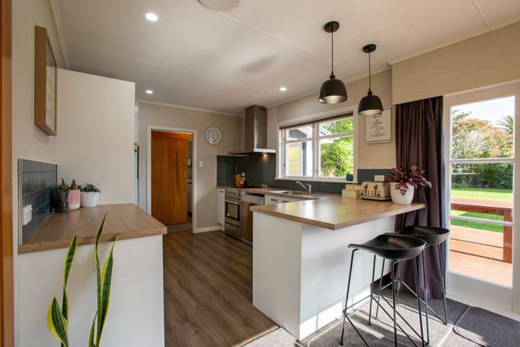 41 Guy Street Dannevirke_6