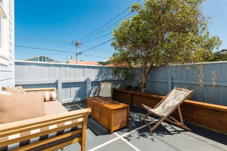 93 Ross Street Lyall Bay_0