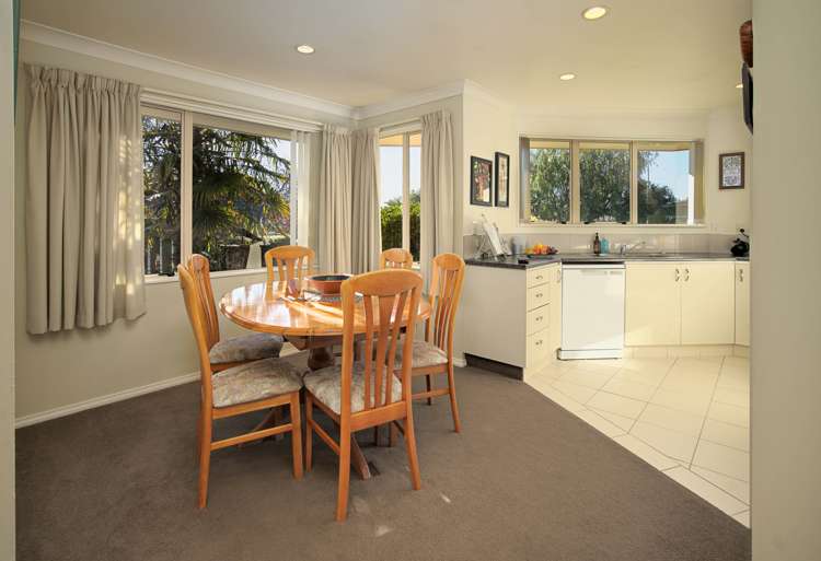 15 Arbor-Lea Avenue Richmond_5