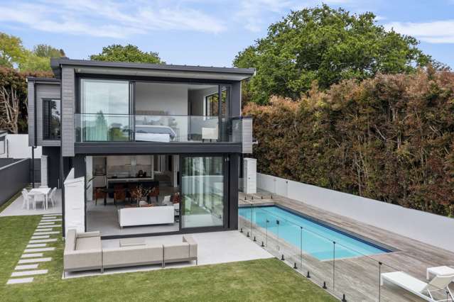 Luxury Family Estate with Pool & Sea Views