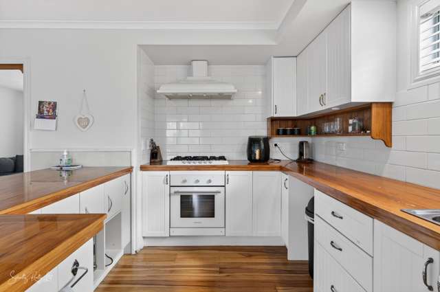 20 View Street Maungaturoto_3