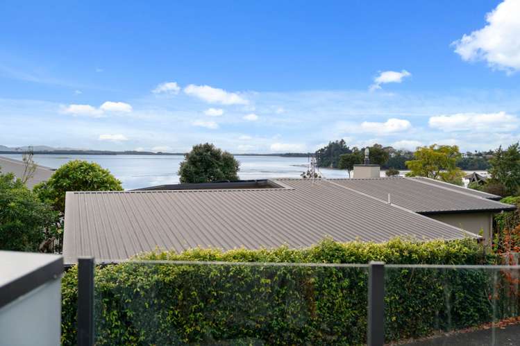 24 Inlet Views_1