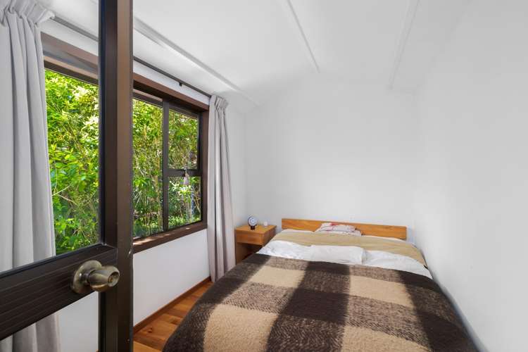 23 Ranui Crescent Diamond Harbour_16