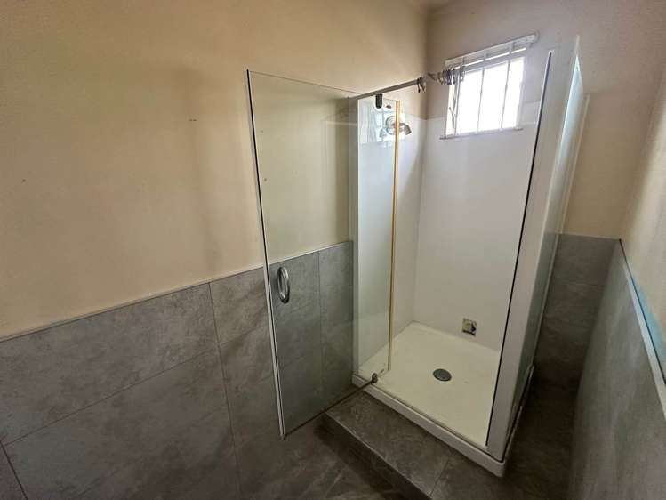 Unit A/124 Felton Mathew Avenue St Johns_19