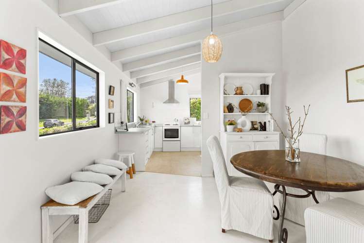 2/32 Hand Road Helensville_4