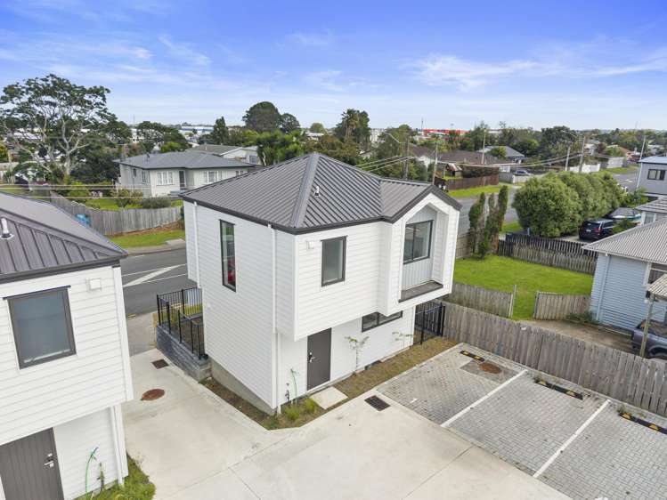 1/107 Porchester Road Papakura_16