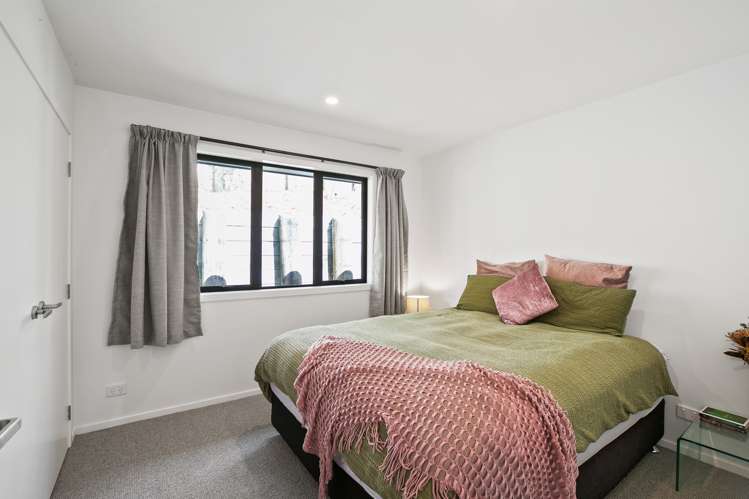 100 Carthew Street Okato_17