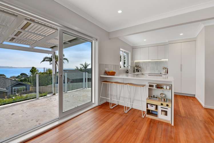 954 Whangaparaoa Road Manly_8