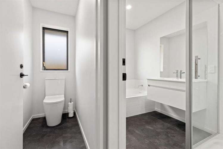 27 Lunn Cr Leeston_11