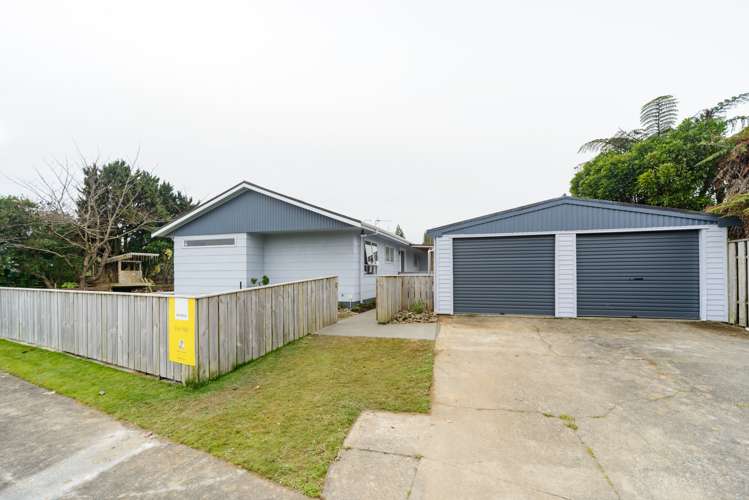 12 Walker Crescent Bulls_19