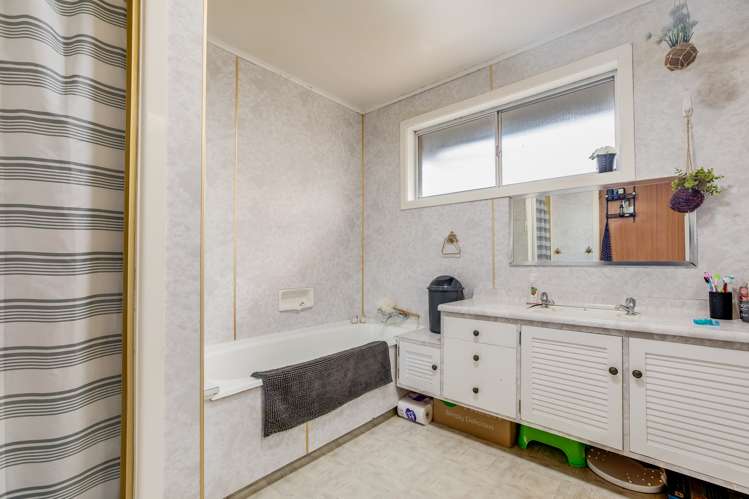 19 Comries Road Chartwell_13