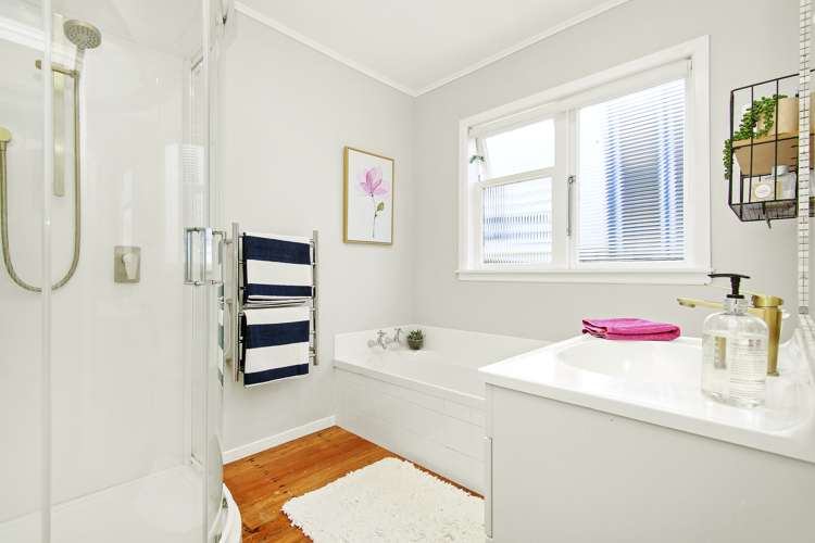 3 Mako View Titahi Bay_13