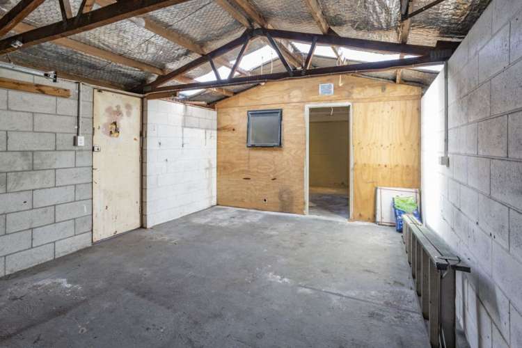 1 Hersham Place Bromley_18