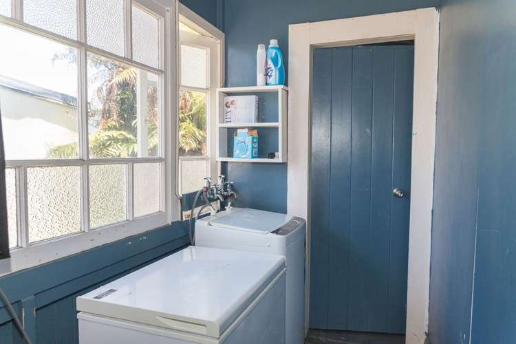 262 High Street Dannevirke_15