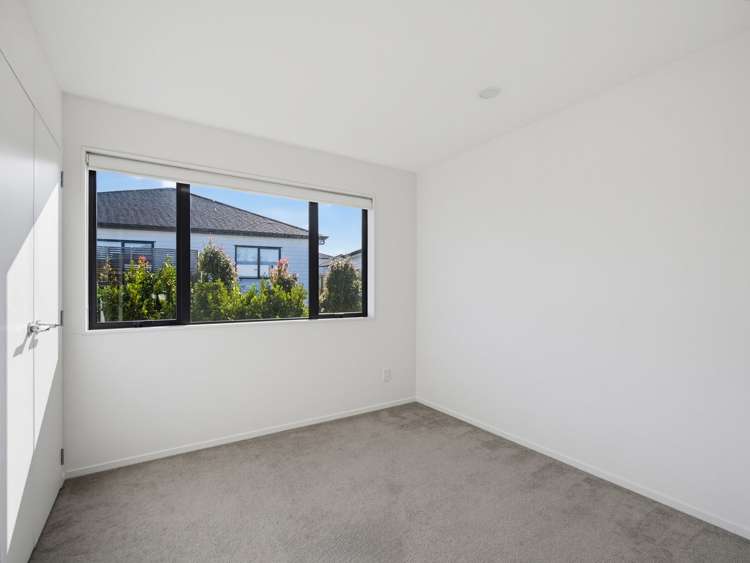 138B Tiriwa Drive Massey_15