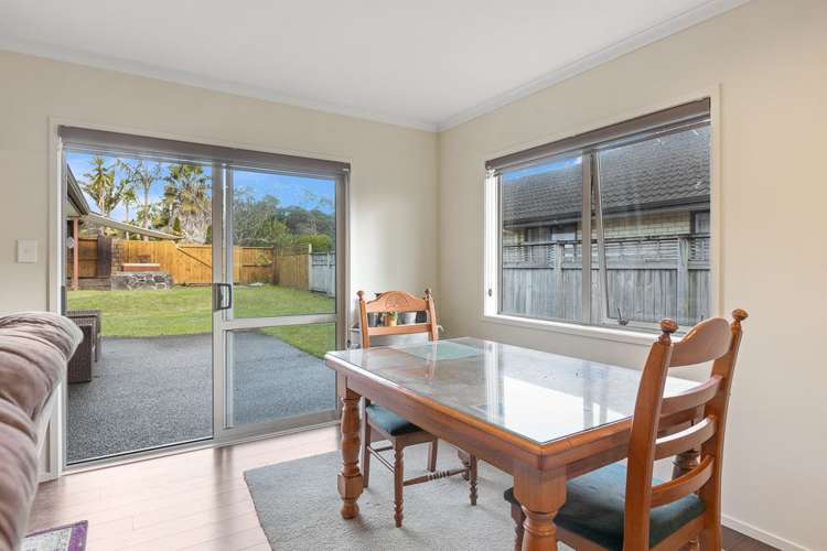 6 Caffreys Avenue Massey_5