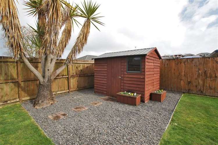 22 Farnborough Drive Nawton_16