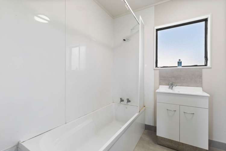 1/44 Shifnal Drive Randwick Park_5