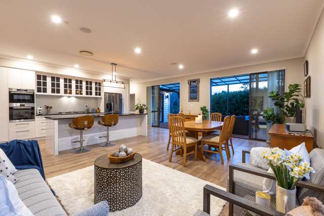 39 Syd Grant Crescent Orewa_4