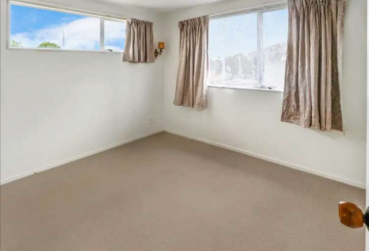 2/4 Ebenezer Way Clendon Park_7