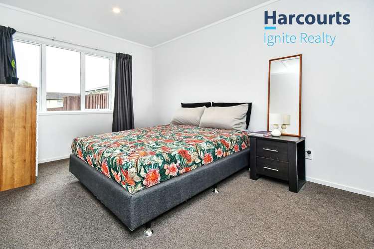 8 Booker Place Manurewa_17