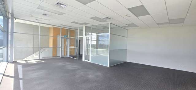 71 Barrys Point Road Takapuna_1