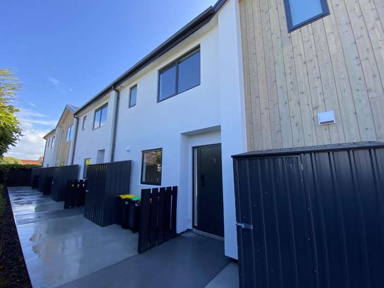 3/133 Simeon Street_0