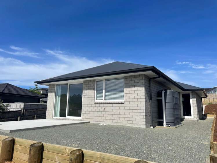 8 Hewson Drive_0