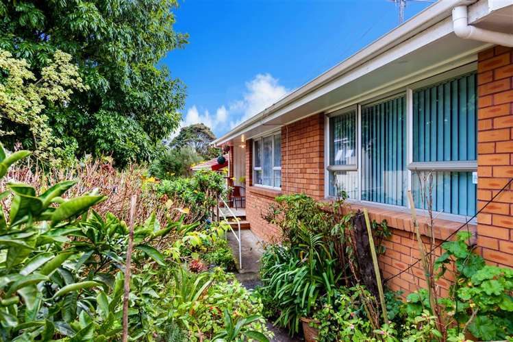 2/30 Rata Street New Lynn_15