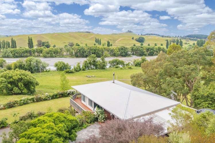 372 OngaOnga Road_0
