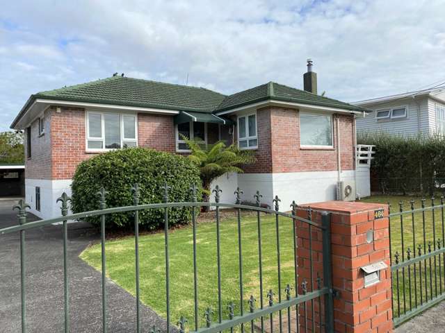 464 Old Te Atatu Road Te Atatu Peninsula_1