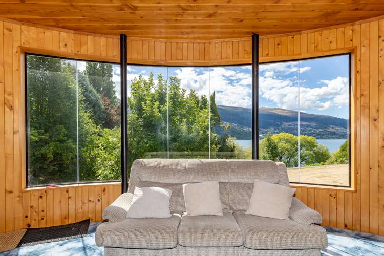 705 Peninsula Road Kelvin Heights_9