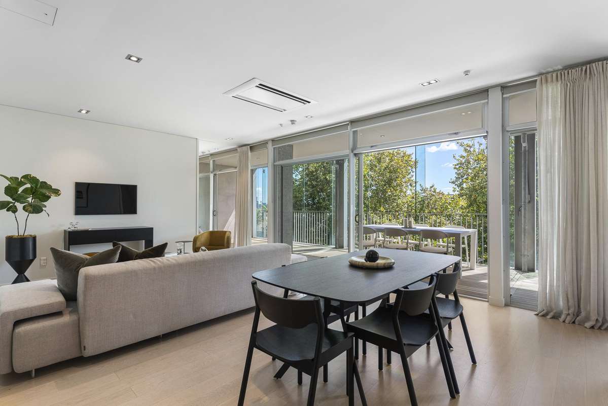 402/429 Parnell Road_1