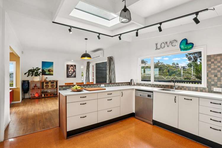 76 Kohu Road Titirangi_11