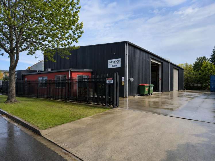 40 Whiore Avenue_0