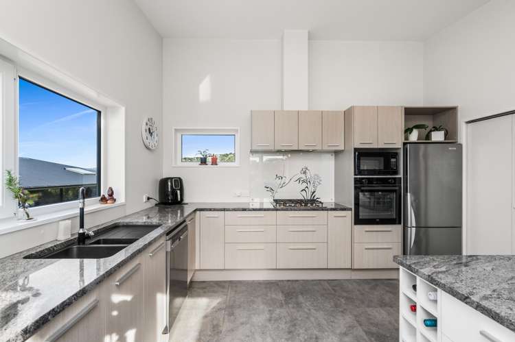 102 Moncks Spur Road Redcliffs_7