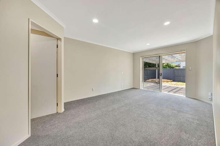 31 Caversham Drive Rototuna_12