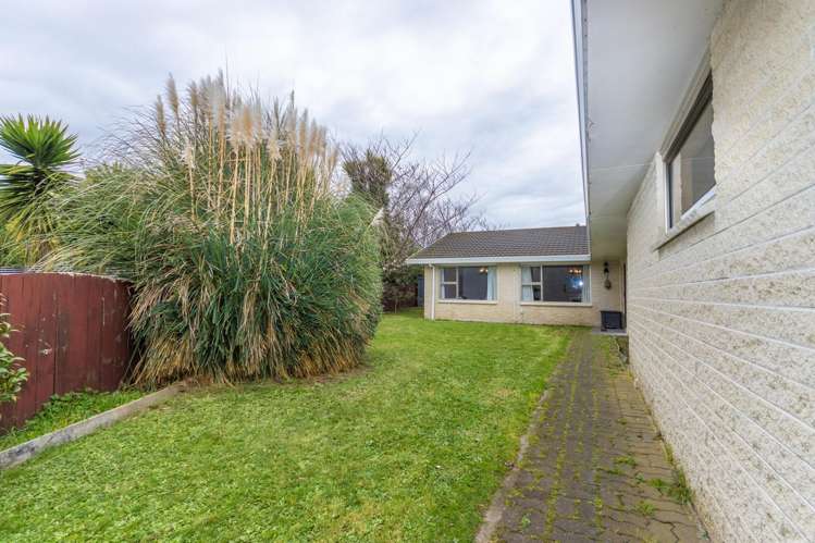 126C Long Melford Road Awapuni_19