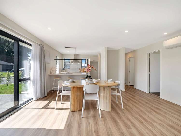 31 Kingfisher Avenue Amberley_7