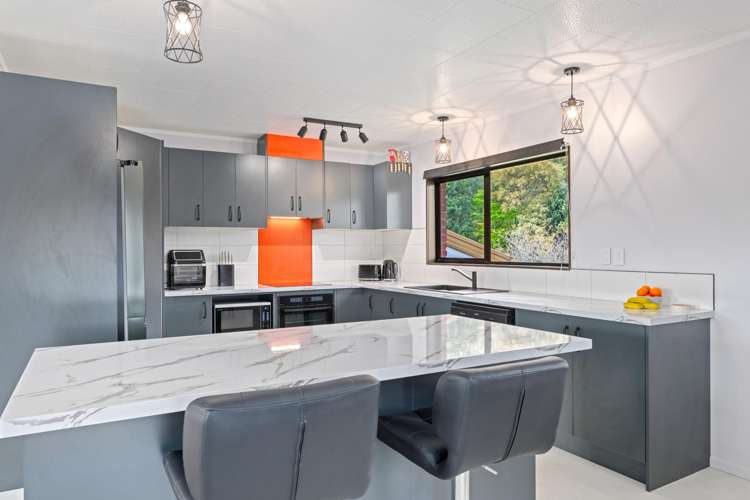 6 Moana View Road Waikawa_6