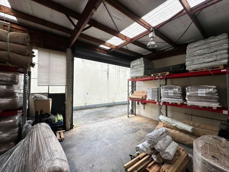 126 Captain Springs Road Onehunga_5