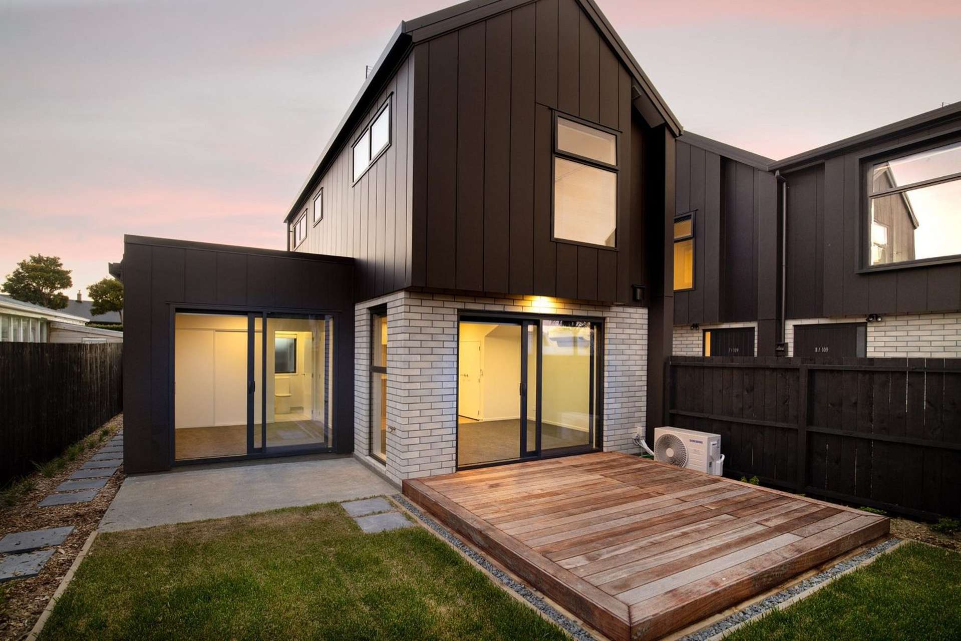 9/109 Taikata Road Te Atatu Peninsula_0